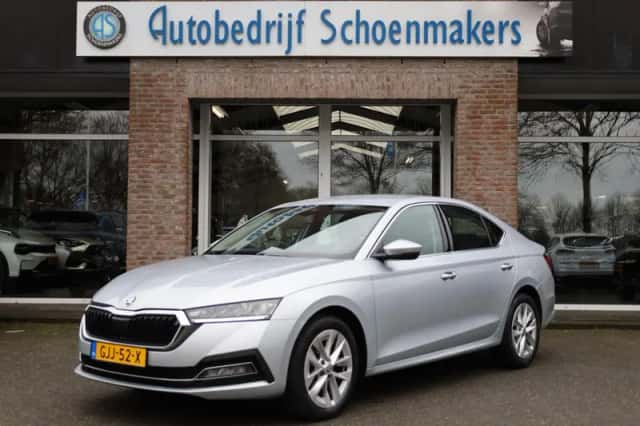 Škoda Octavia (2021) thumbnail 1