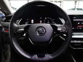 Škoda Octavia (2021) thumbnail 15