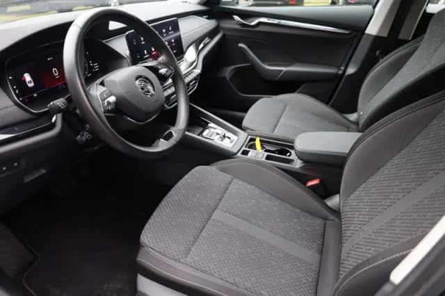 Škoda Octavia (2021) thumbnail 6