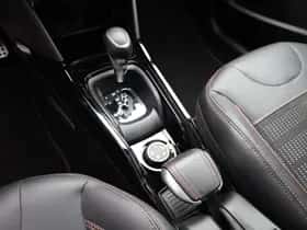 Peugeot 2008 thumbnail 17