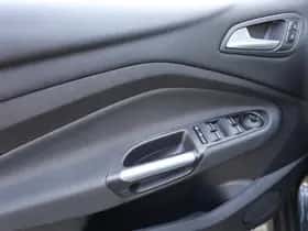 Ford Grand C-Max (2016) thumbnail 18