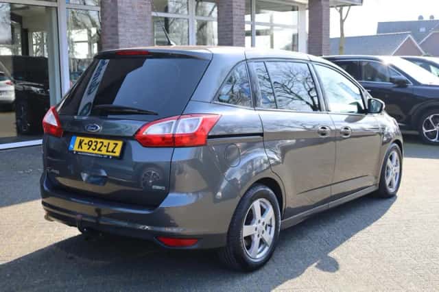 Ford Grand C-Max (2016) thumbnail 3