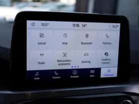 Ford Kuga (2023) thumbnail 27