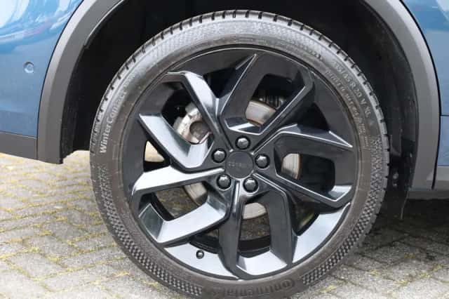 Lynk & Co 01 (2023) thumbnail 4