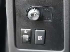 Nissan Qashqai (2009) thumbnail 13