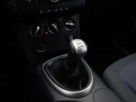 Nissan Qashqai (2009) thumbnail 10