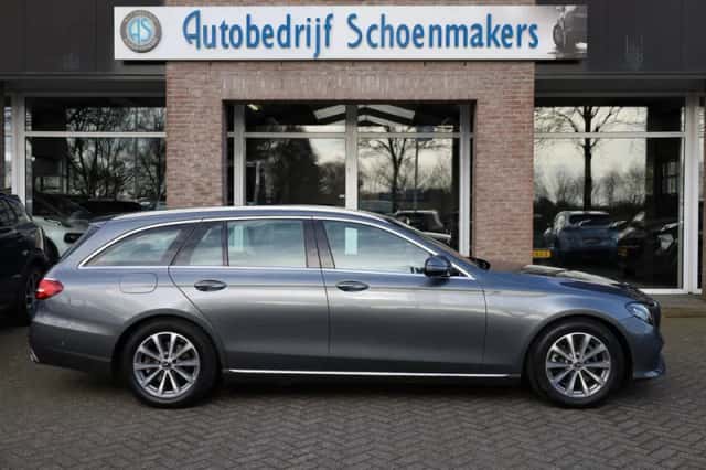 Mercedes-Benz E-Klasse (2017) thumbnail 2