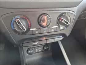 Hyundai i20 (2016) thumbnail 14