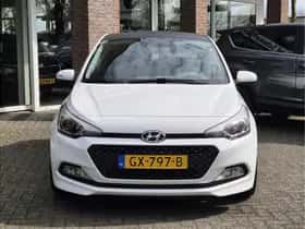 Hyundai i20 (2016) thumbnail 32