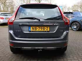 Volvo XC60 (2017) thumbnail 20