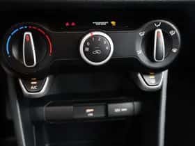 Kia Picanto (2021) thumbnail 18