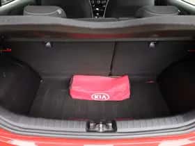 Kia Picanto (2021) thumbnail 25