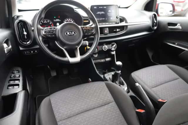 Kia Picanto (2021) thumbnail 4