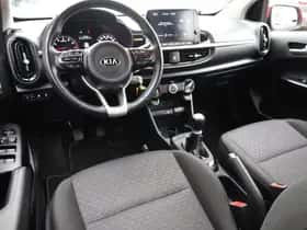 Kia Picanto (2021) thumbnail 4