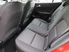 Kia Picanto (2021) thumbnail 6