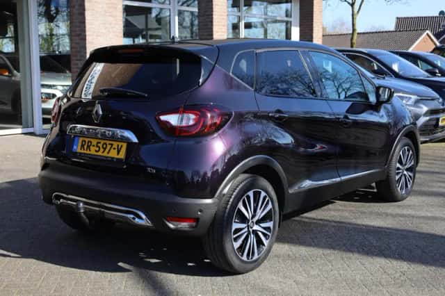 Renault Captur (2017) thumbnail 2