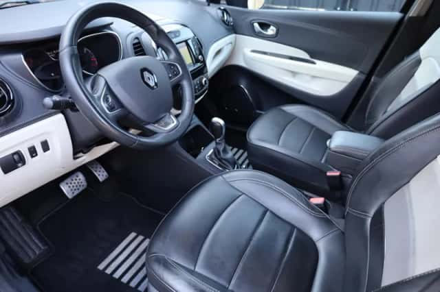 Renault Captur (2017) thumbnail 5