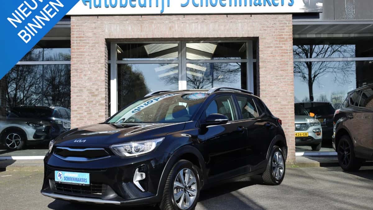 Kia Stonic (2024) — foto 1