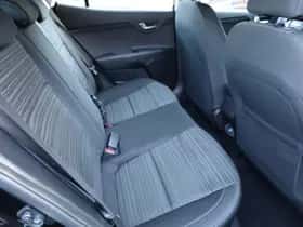 Kia Stonic (2024) thumbnail 23