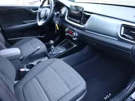 Kia Stonic (2024) thumbnail 24