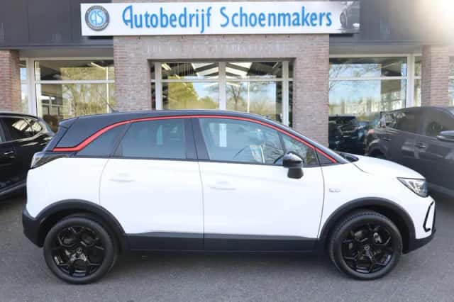 Opel Crossland (2024) thumbnail 2