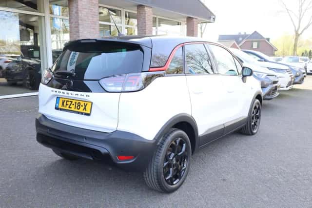 Opel Crossland (2024) thumbnail 3