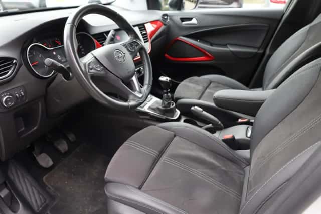 Opel Crossland (2024) thumbnail 5