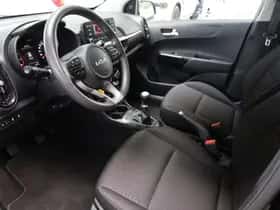 Kia Picanto (2020) thumbnail 5