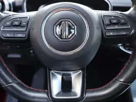MG MG HS (2022) thumbnail 13