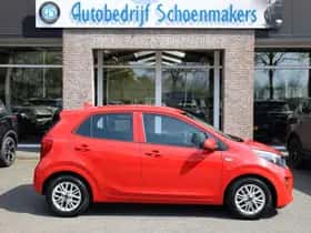 Kia Picanto (2021) thumbnail 2
