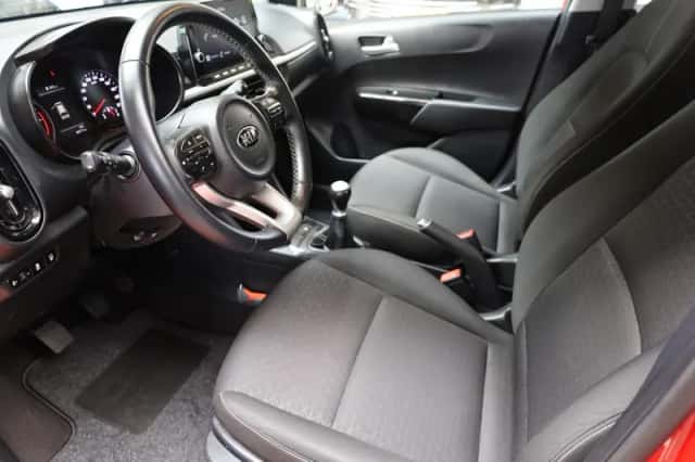 Kia Picanto (2021) thumbnail 6