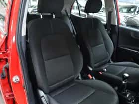 Kia Picanto (2021) thumbnail 7