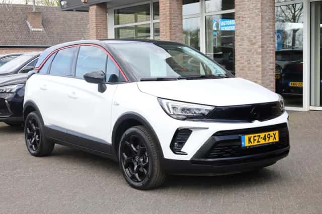 Opel Crossland (2023) thumbnail 3