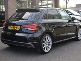 Audi A1 (2018) thumbnail 3