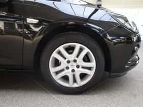 Opel Astra (2017) thumbnail 4
