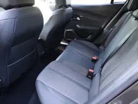 Peugeot 2008 (2021) thumbnail 7