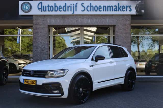 Volkswagen Tiguan (2017) thumbnail 1