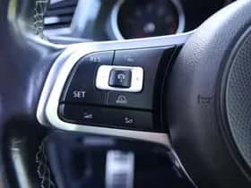 Volkswagen Tiguan (2017) thumbnail 14