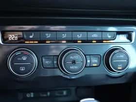 Volkswagen Tiguan (2017) thumbnail 21