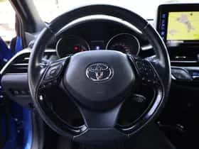 Toyota C-HR (2019) thumbnail 12