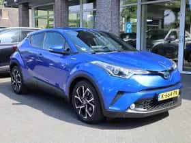 Toyota C-HR (2019) thumbnail 3