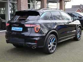 Lynk & Co 01 (2023) thumbnail 3