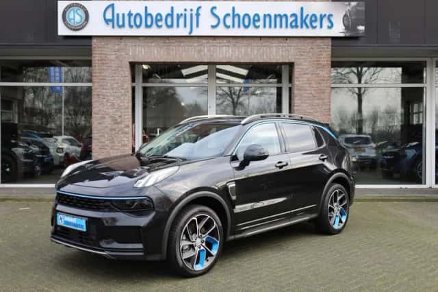 Lynk & Co 01 (2023) thumbnail 1
