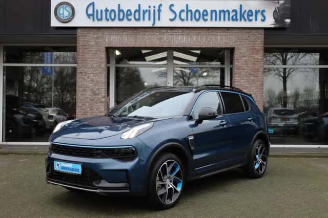 Lynk & Co 01 (2023) thumbnail 1
