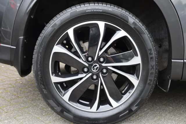 Mazda CX-5 (2017) thumbnail 4