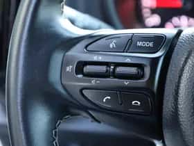 Kia Picanto (2022) thumbnail 11