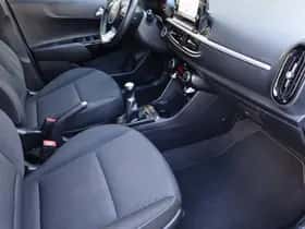 Kia Picanto (2022) thumbnail 22