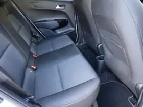 Kia Picanto (2022) thumbnail 23