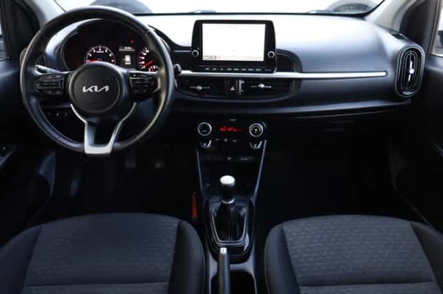 Kia Picanto (2022) thumbnail 5