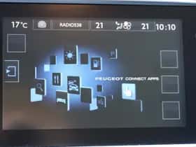 Peugeot 308 (2014) thumbnail 15